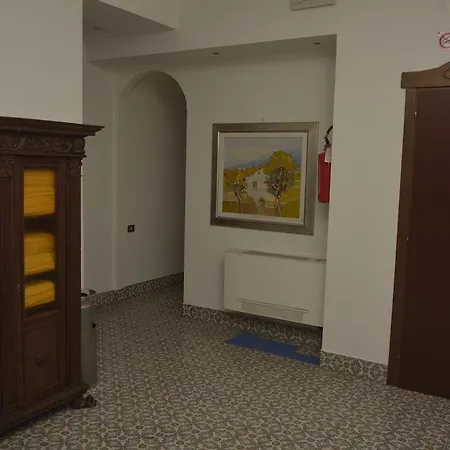 Hotel Frank 2*