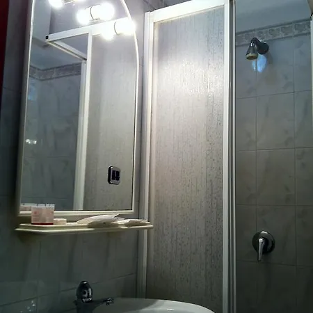 Hotel Frank 2*