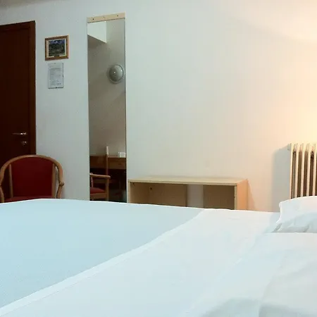 Frank Hotel Avellino