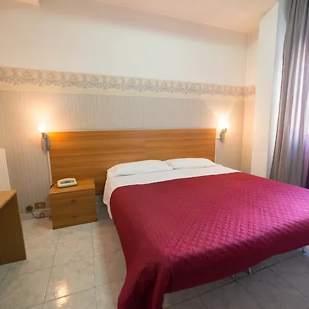 Frank Hotel