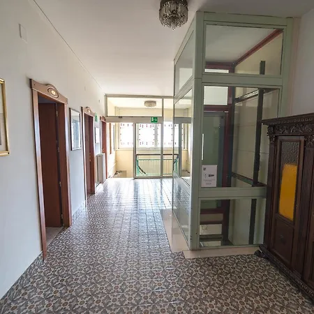 Frank Hotel Avellino